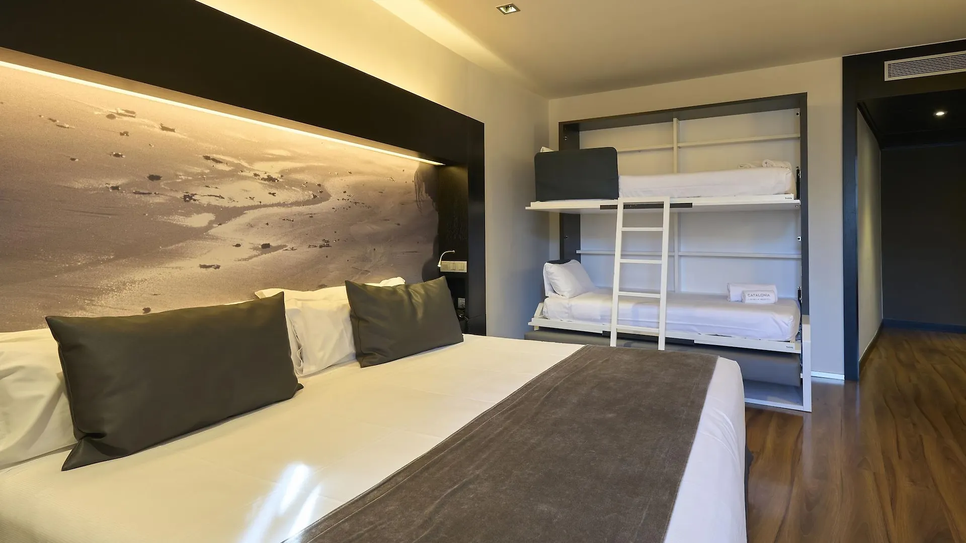 Catalonia Catedral Hotel Barcelona 4*,