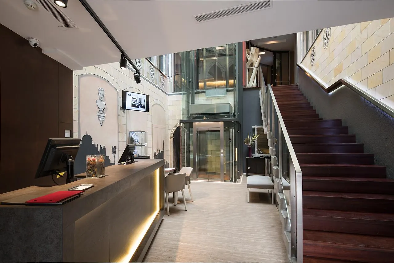 ****  Catalonia Catedral Hotel Barcelona Spain